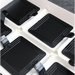 Подложка для пирожных пластиковая квадратная с держателем