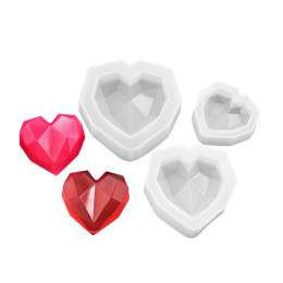 Набор молдов силиконовых "Сердечки с гранями", 3 штуки 