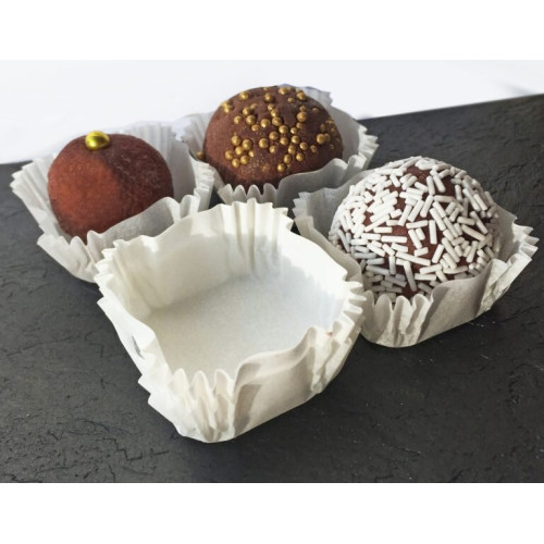 Капсулы бумажные белые квадратные