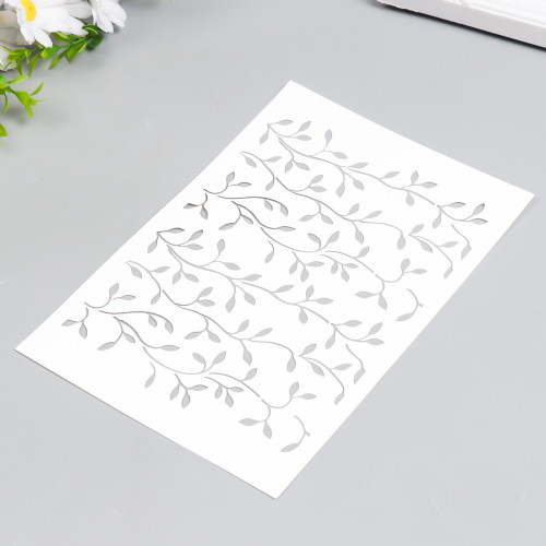 Трафарет Листочки для кондитеров - идеальный инструмент для украшения тортов и десертов