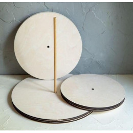 Ось деревянная