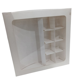 Коробка с окном,  8 конфет + шоколад