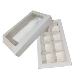 Коробка для конфет с окном, 8 ячеек