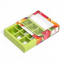 Коробка под 9 конфет "С 8 Марта" (13,7х13,7х3,5 см)