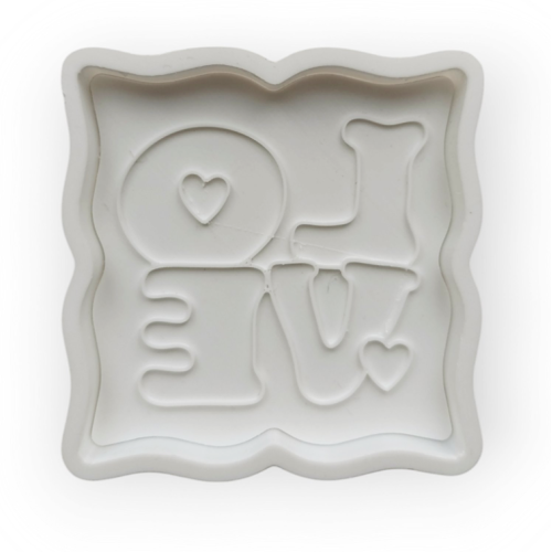 Вырубка и штамп LOVE 9см для кондитеров – идеальные формы для теста и мастики
